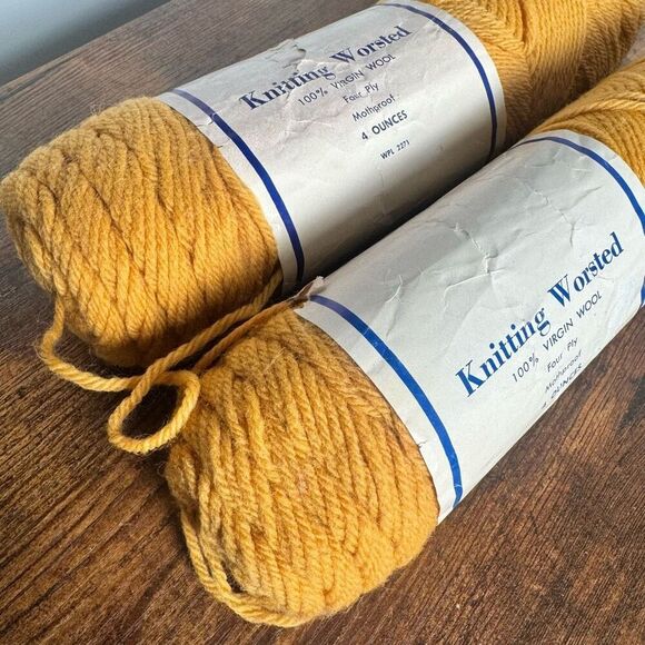 New Knitting Worsted yarn vintage 2 skeins 100% virgin wool 4 ounces yellow - Picture 6 of 6